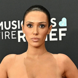 Bianca Censori’s Transparent Grammy Dress Sparks Outrage – Is Kanye West Pushing Fashion Too Far