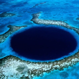 Divers Reach the Bottom of the Great Blue Hole and Uncover a Frightening Discovery