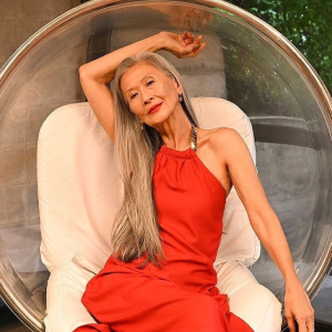 Rosa Saito: Redefining Beauty and Breaking Barriers in Fashion at 73