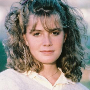 Elisabeth Shue in The Karate Kid: The Role That Defined a Generation Elisabeth Shue in The Karate Kid: The Role That Defined a Generation