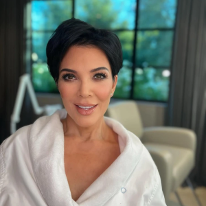 “Aging Backwards?” Kris Jenner’s Stunning New Look at 69 Has Everyone Talking
