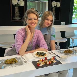 Children of the World’s Most Beautiful Women Who Were Very Lucky With Their Genes Children of the World’s Most Beautiful Women Who Were Very Lucky With Their Genes