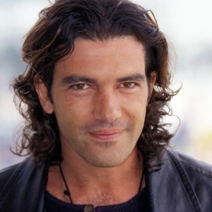 Antonio Banderas Shocks Fans With His Latest Look—But His Legacy Only Grows Stronger